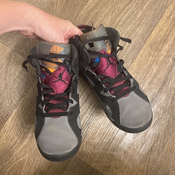 Nike Air Jordan 6 retro mid Size 2y  (PS) Bordeaux - Picture 3 of 7